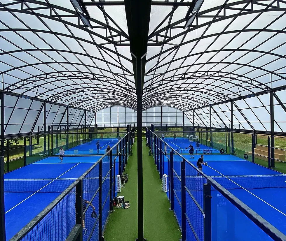 Grand club de padel en France