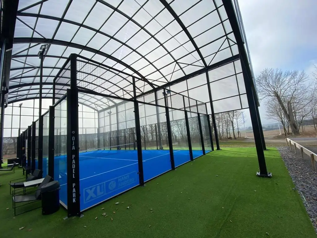 Öja Padel Park en Suède